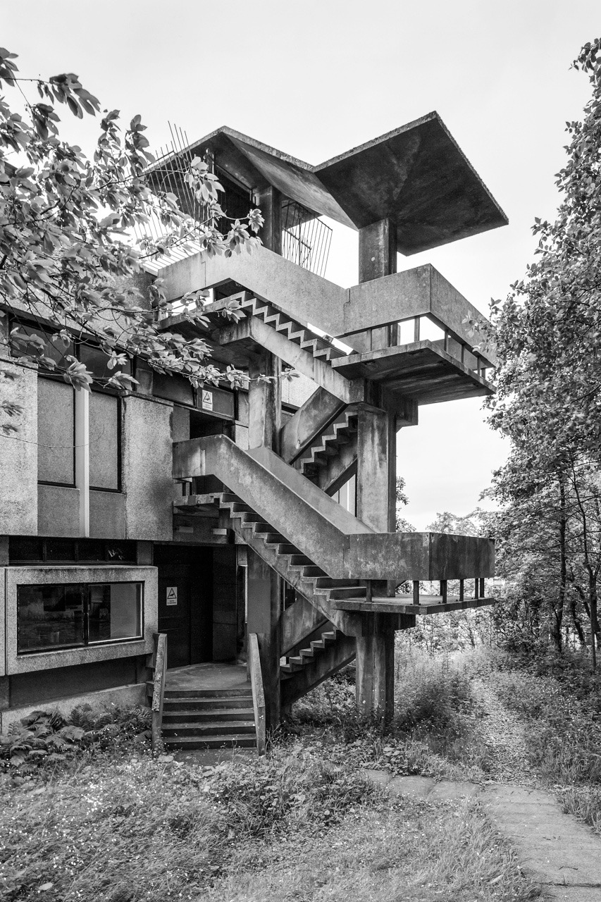 Archillect ID 391695