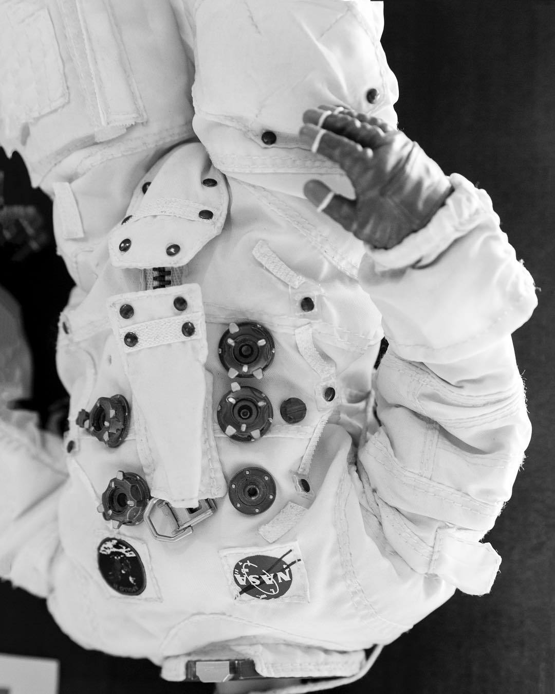 Archillect ID 391700