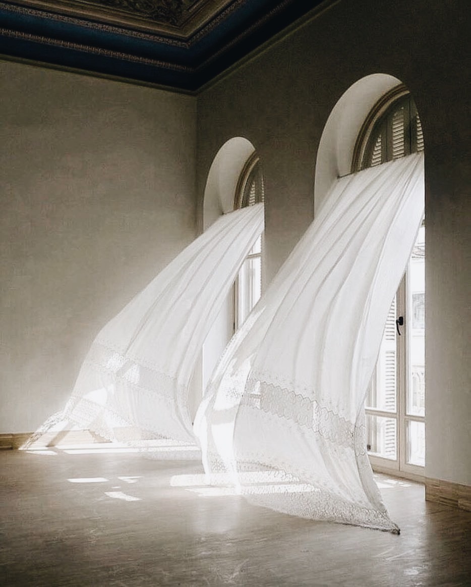 Archillect ID 391759