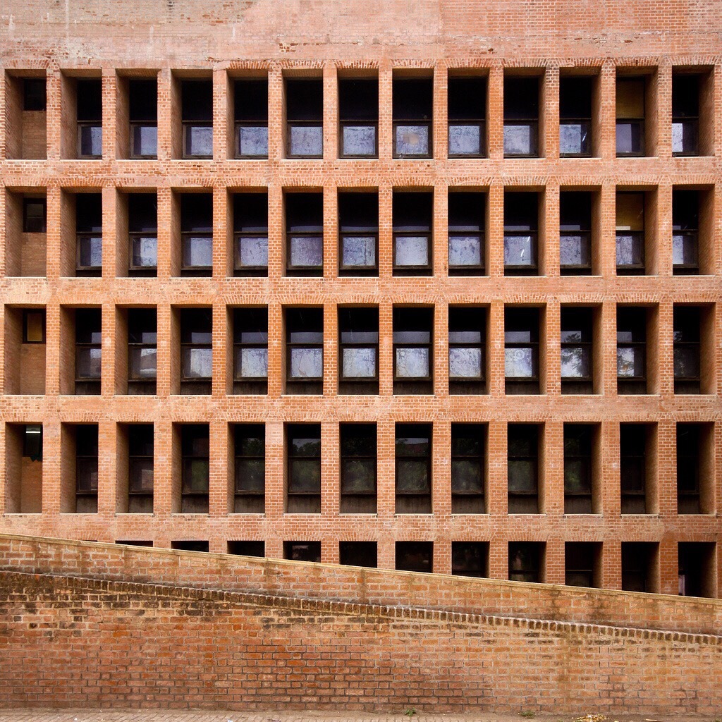 Archillect ID 391784