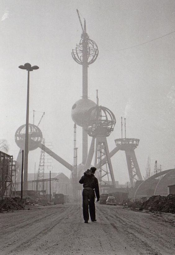 Archillect ID 391843