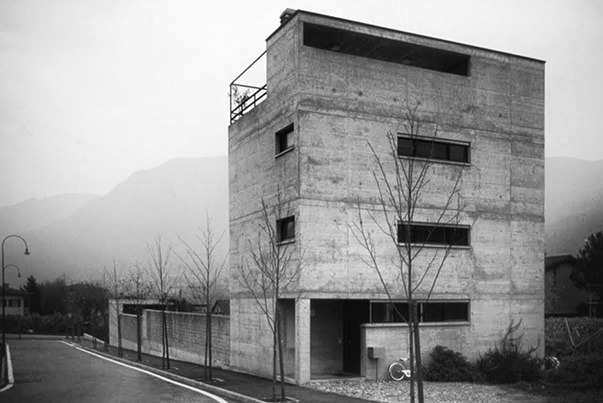 Archillect ID 391885