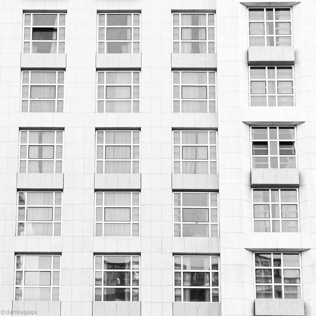 Archillect ID 391901