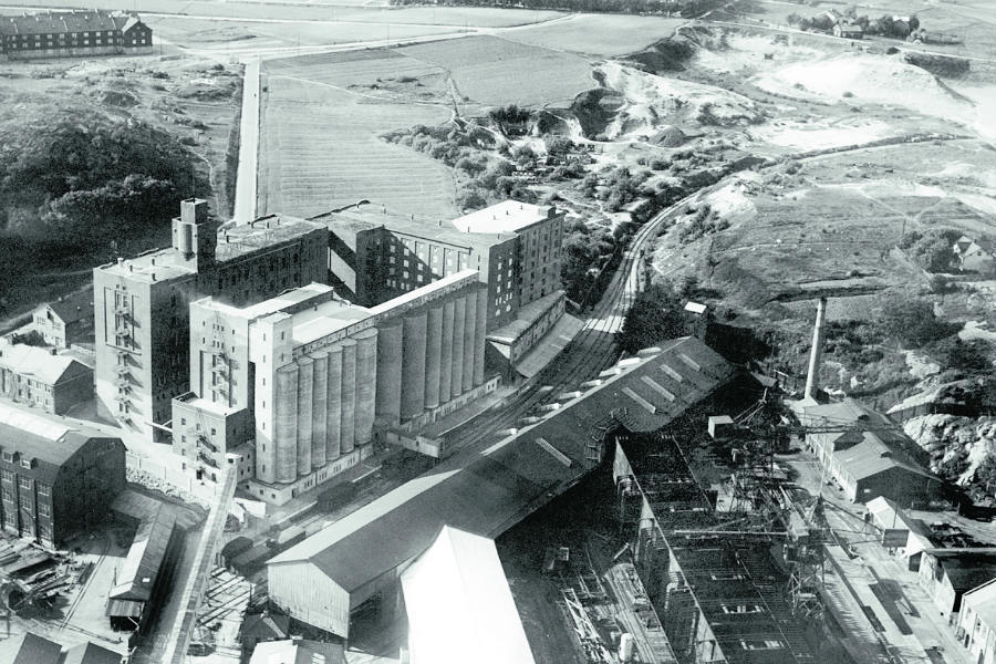 Archillect ID 392122