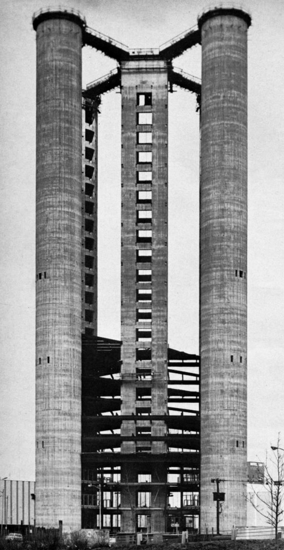 Archillect ID 392123