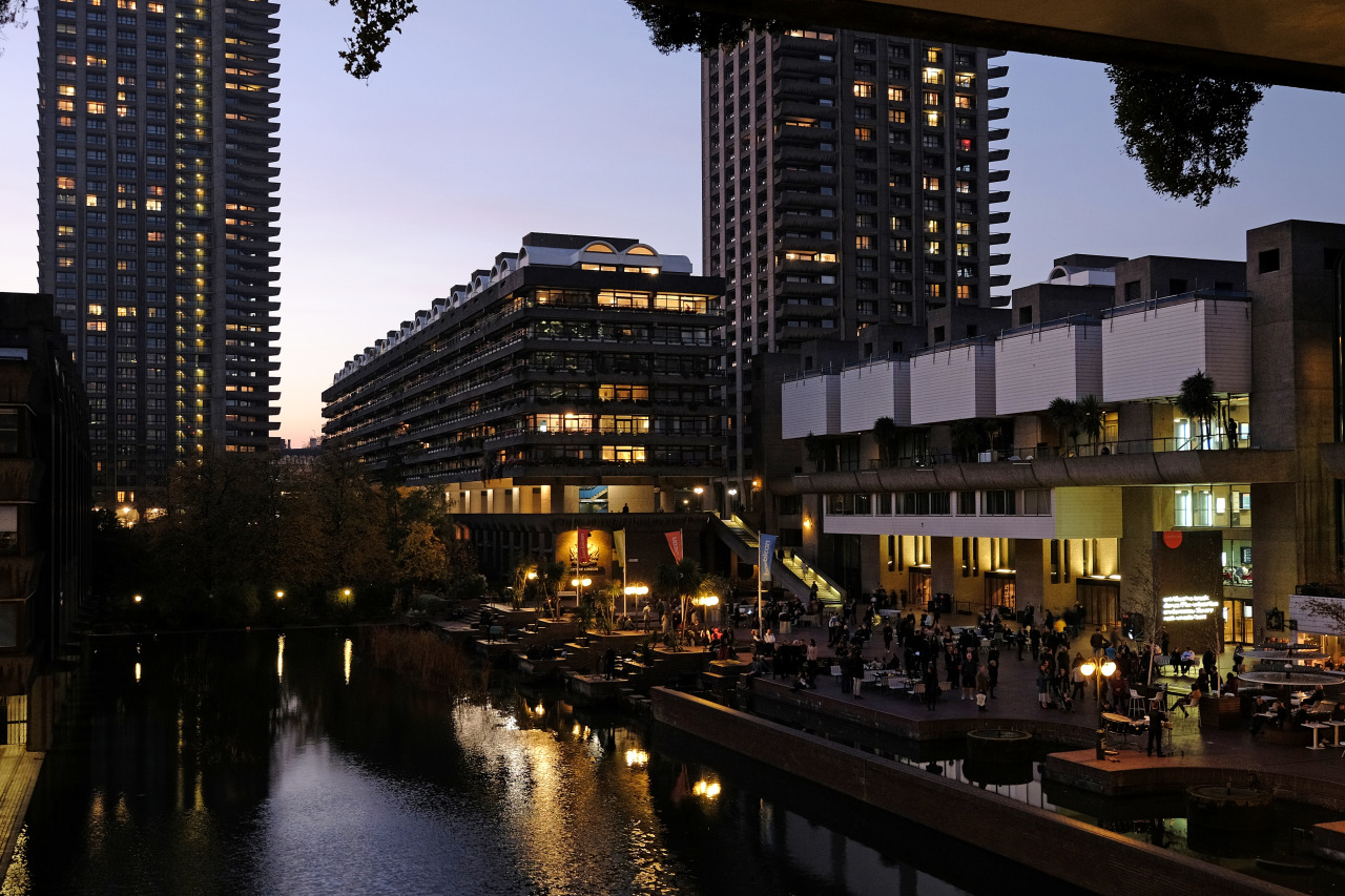 Archillect ID 392210