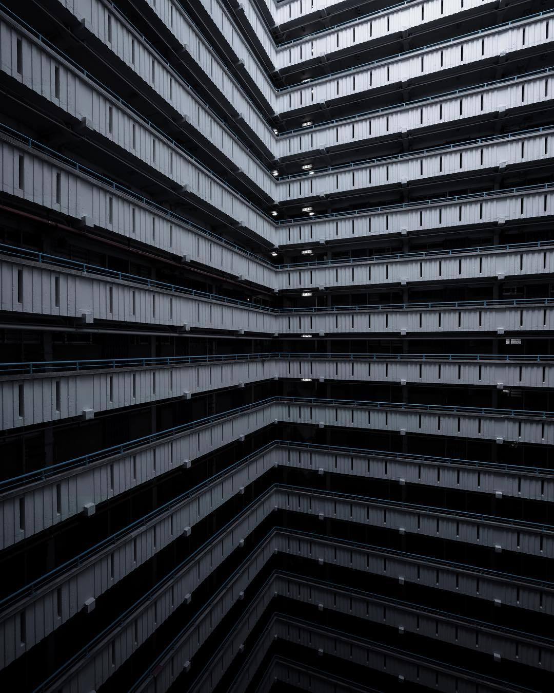 Archillect ID 392289