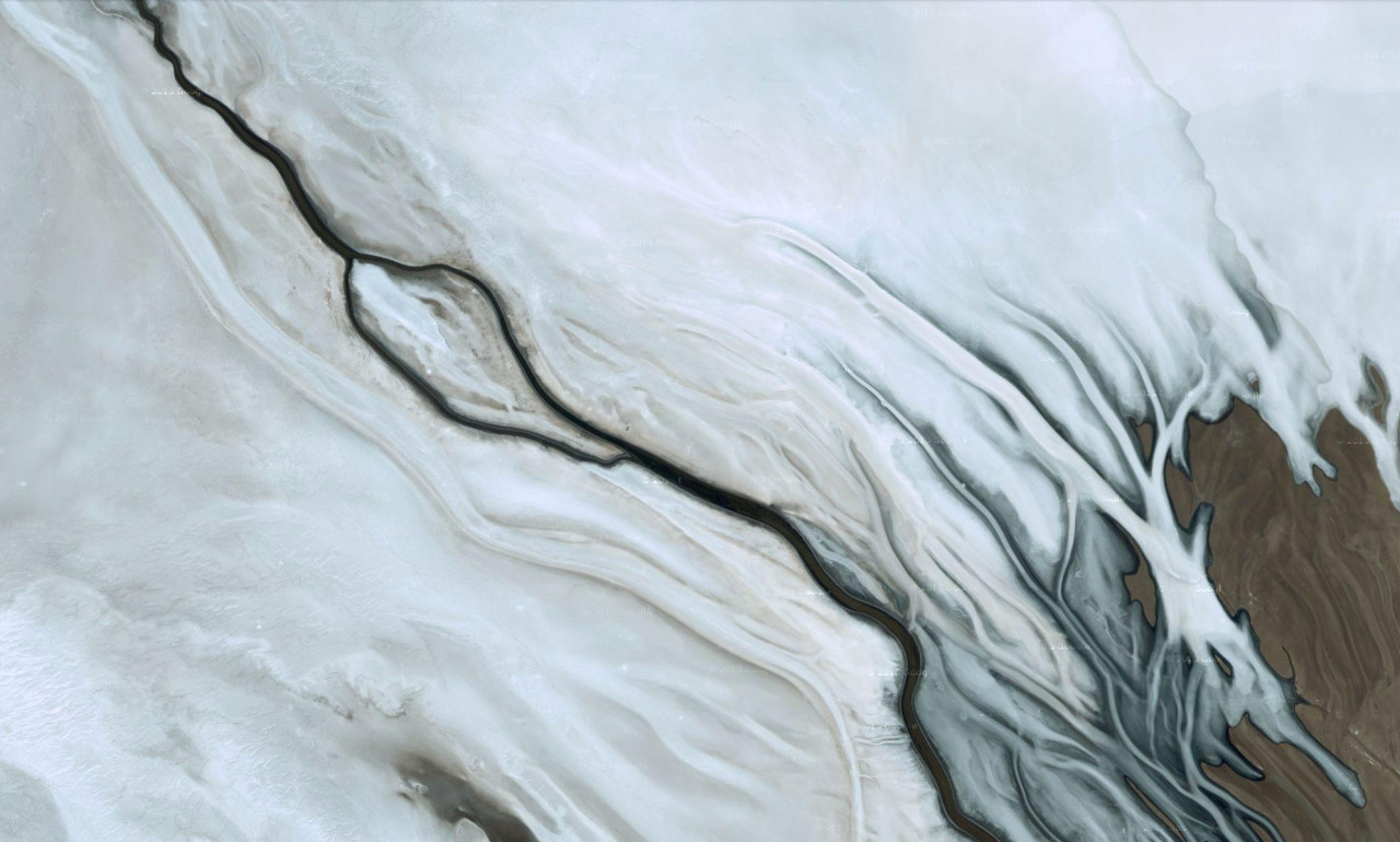 Archillect ID 392313