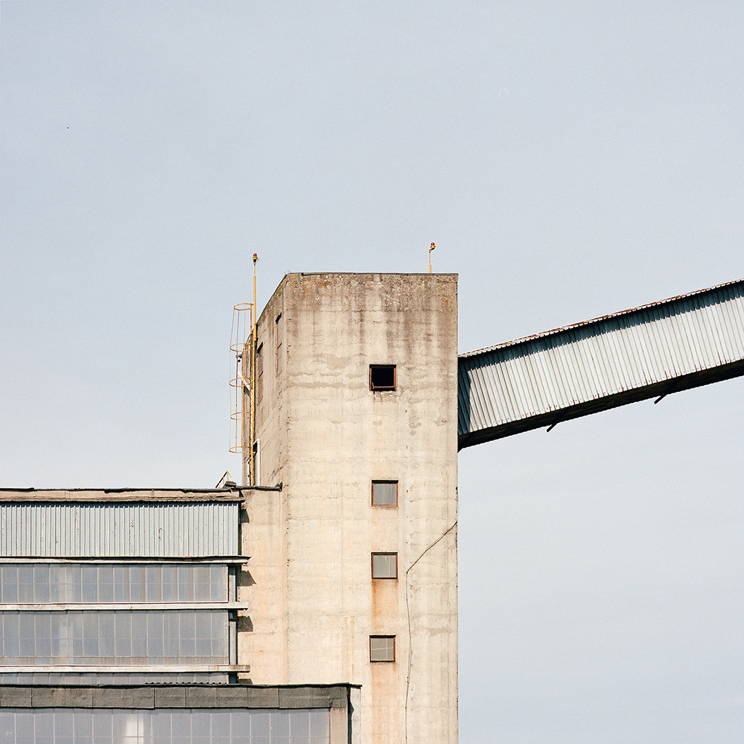 Archillect ID 392380