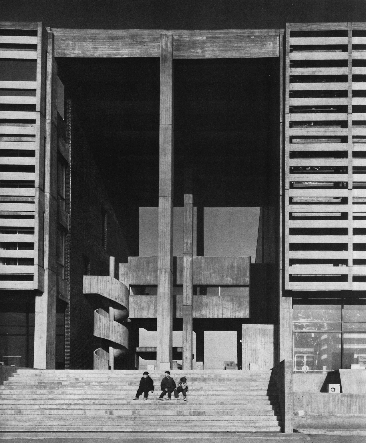 Archillect ID 392434