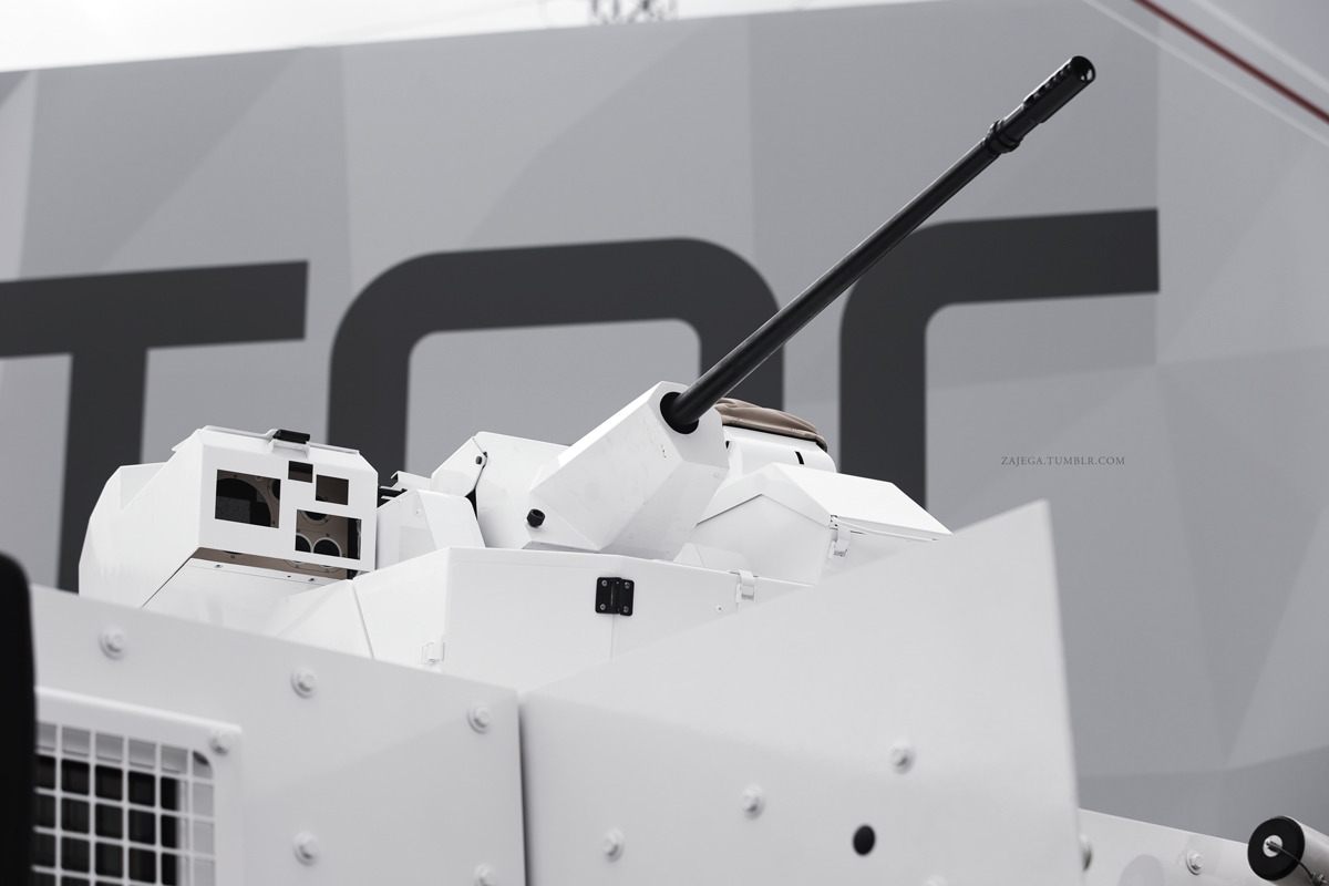 Archillect ID 392445