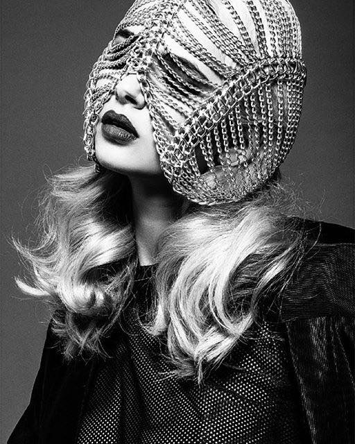 Archillect ID 392469