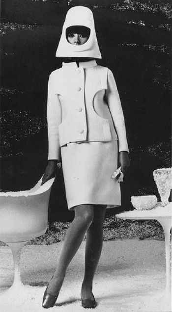 Archillect ID 392497