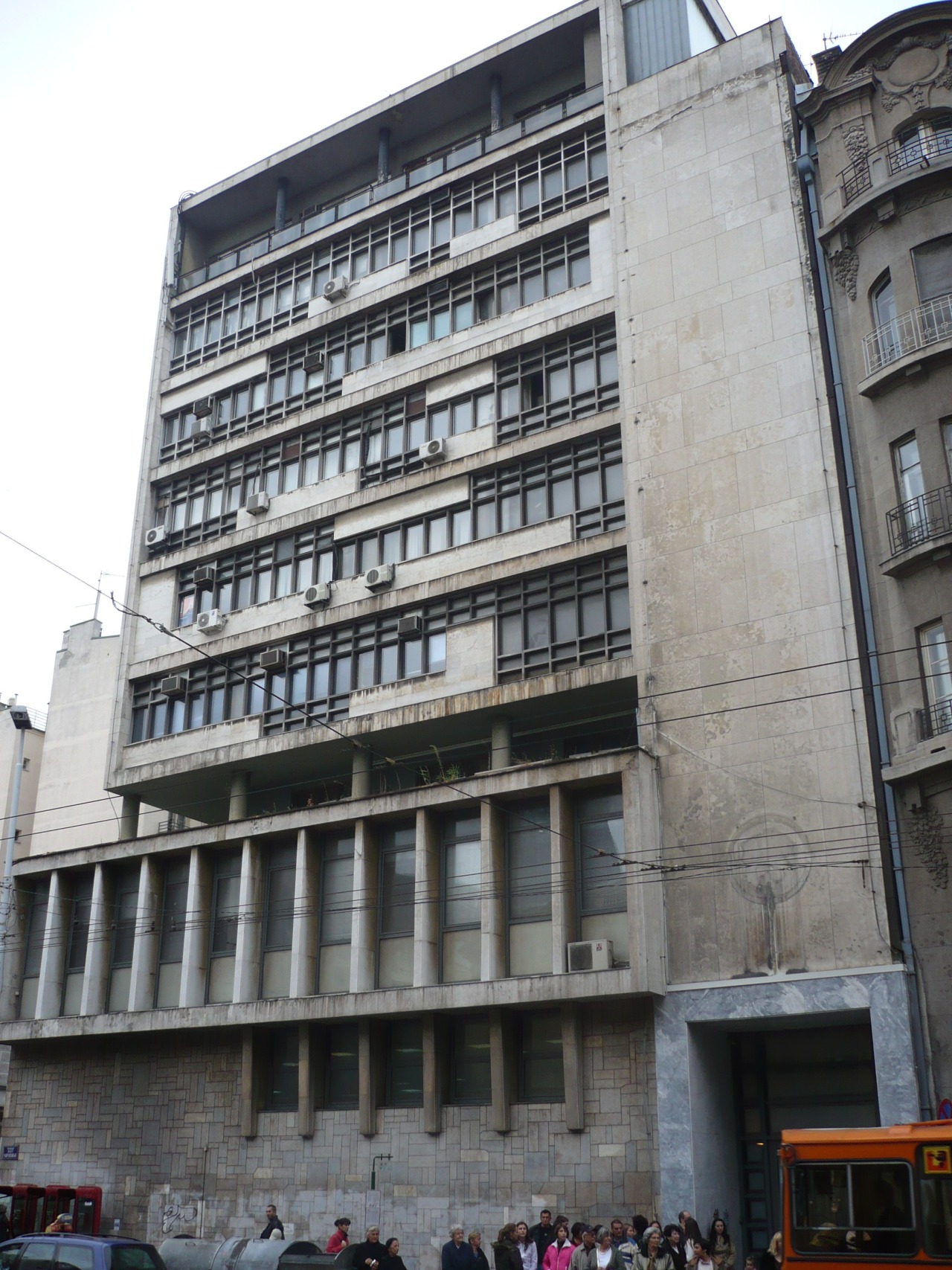 Archillect ID 392532