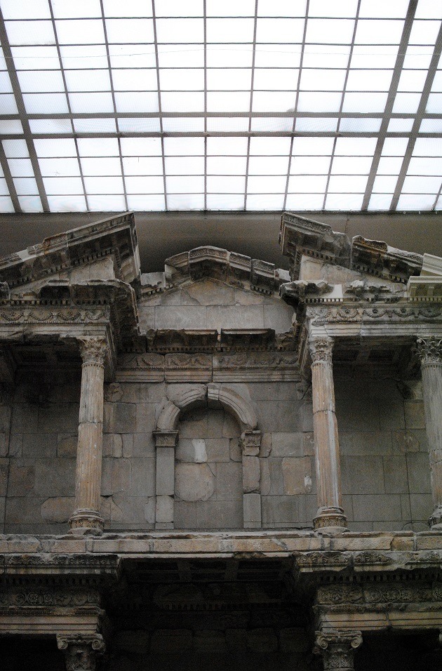 Archillect ID 392562