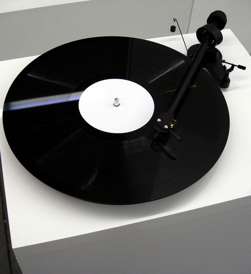 Archillect ID 392748