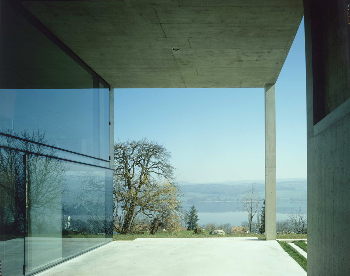 Archillect ID 392800