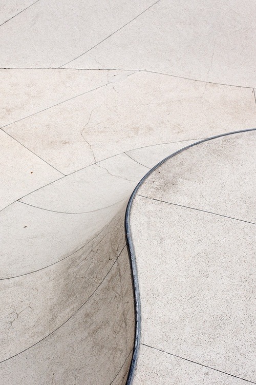 Archillect ID 392888