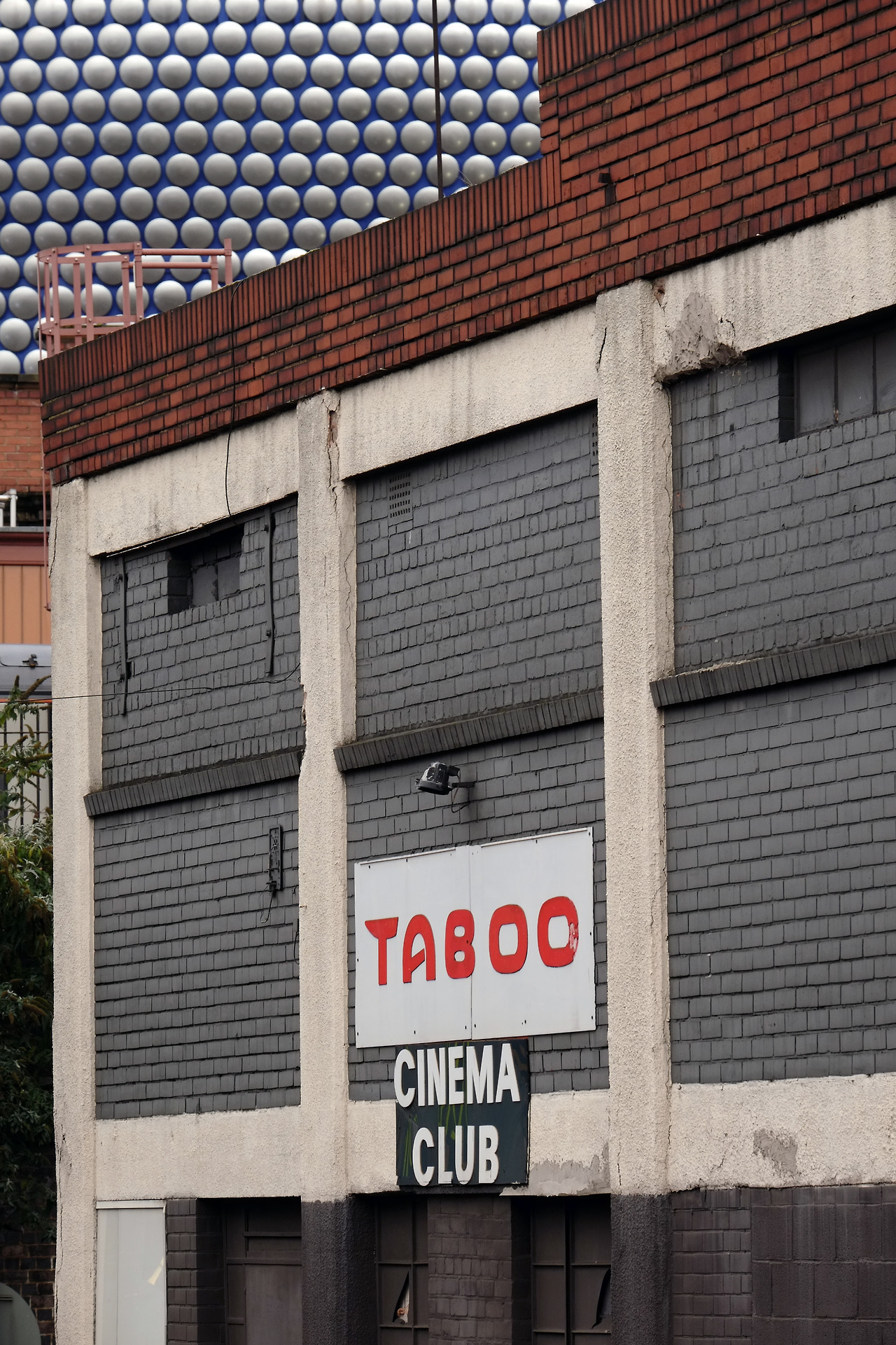 Archillect ID 392897