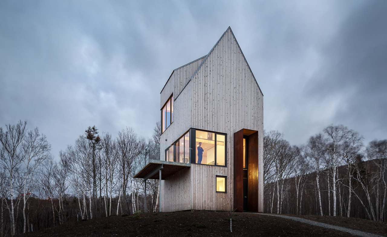 Archillect ID 392903