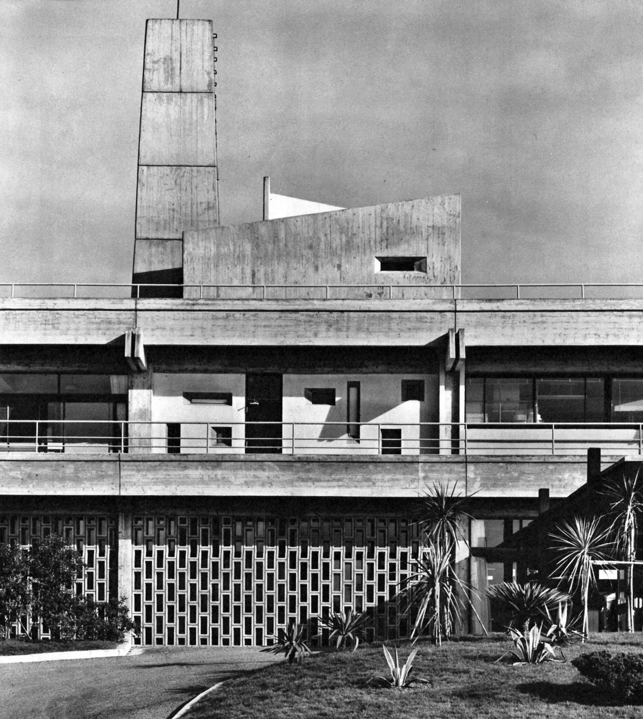 Archillect ID 393062