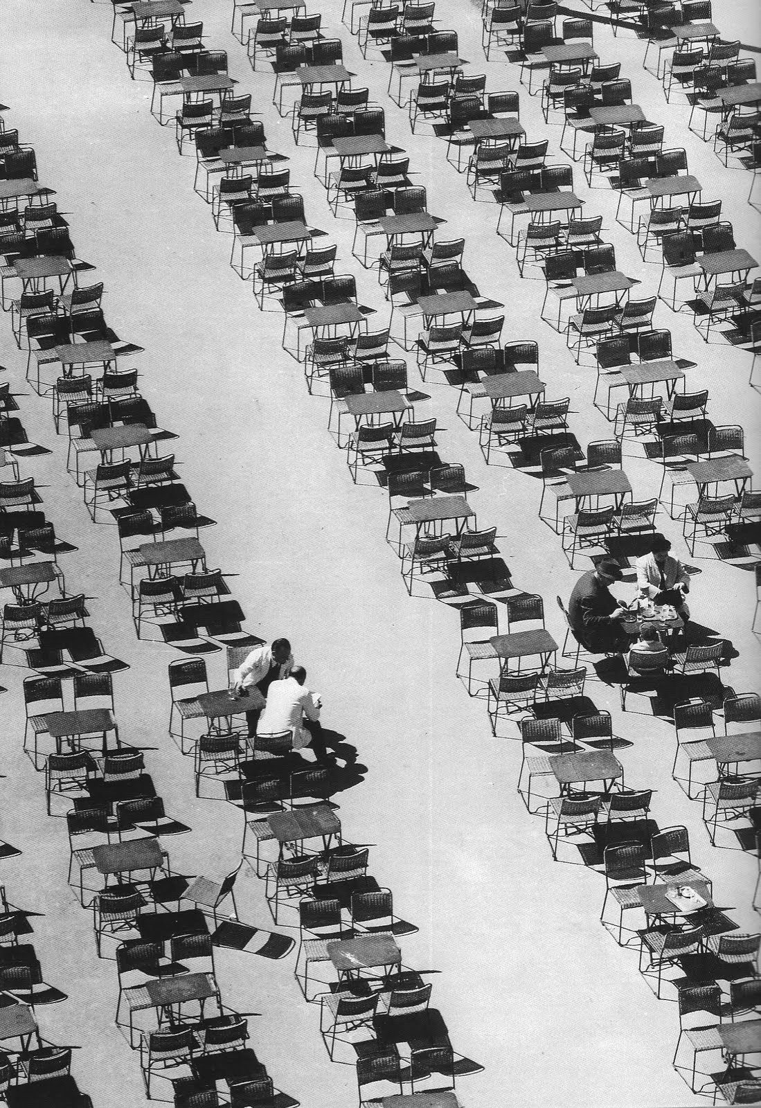 Archillect ID 393092