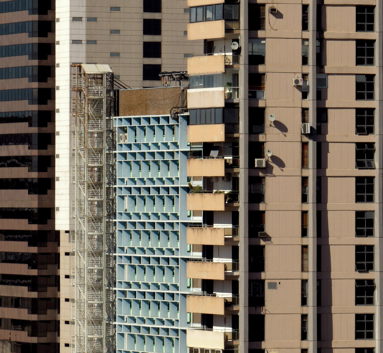 Archillect ID 393307