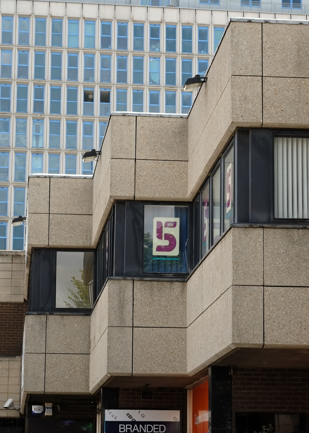 Archillect ID 393434