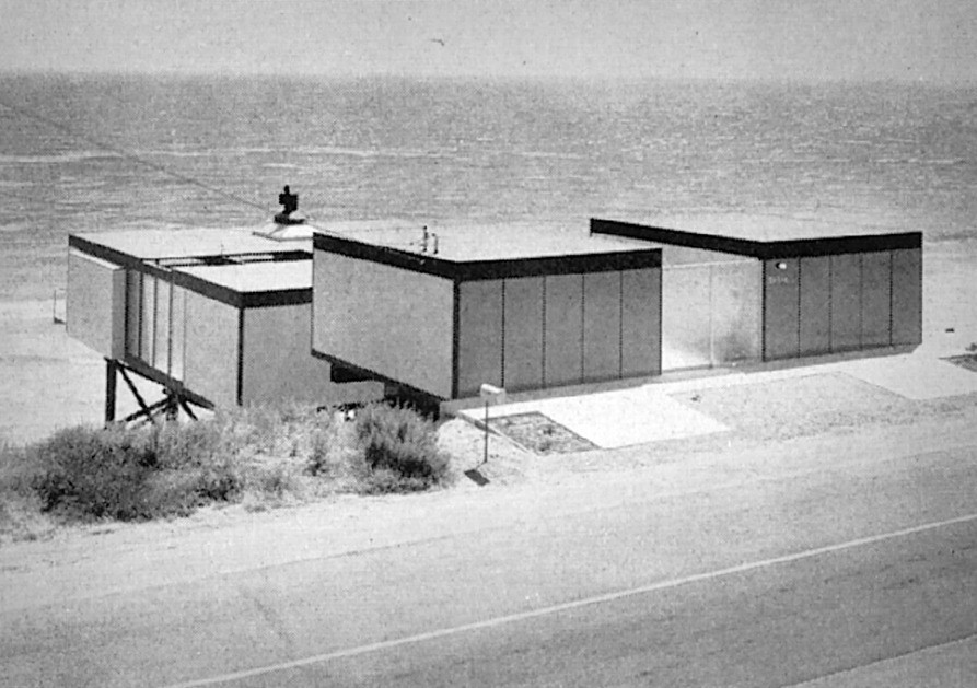 Archillect ID 393500