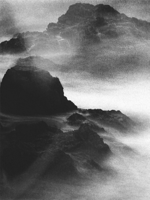 Archillect ID 393680