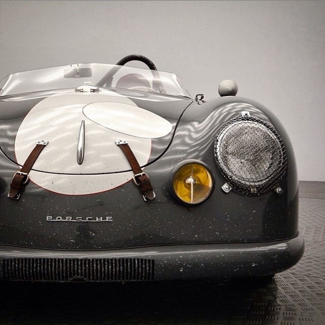 Archillect ID 393800