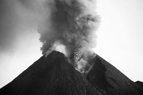 Archillect ID 393937