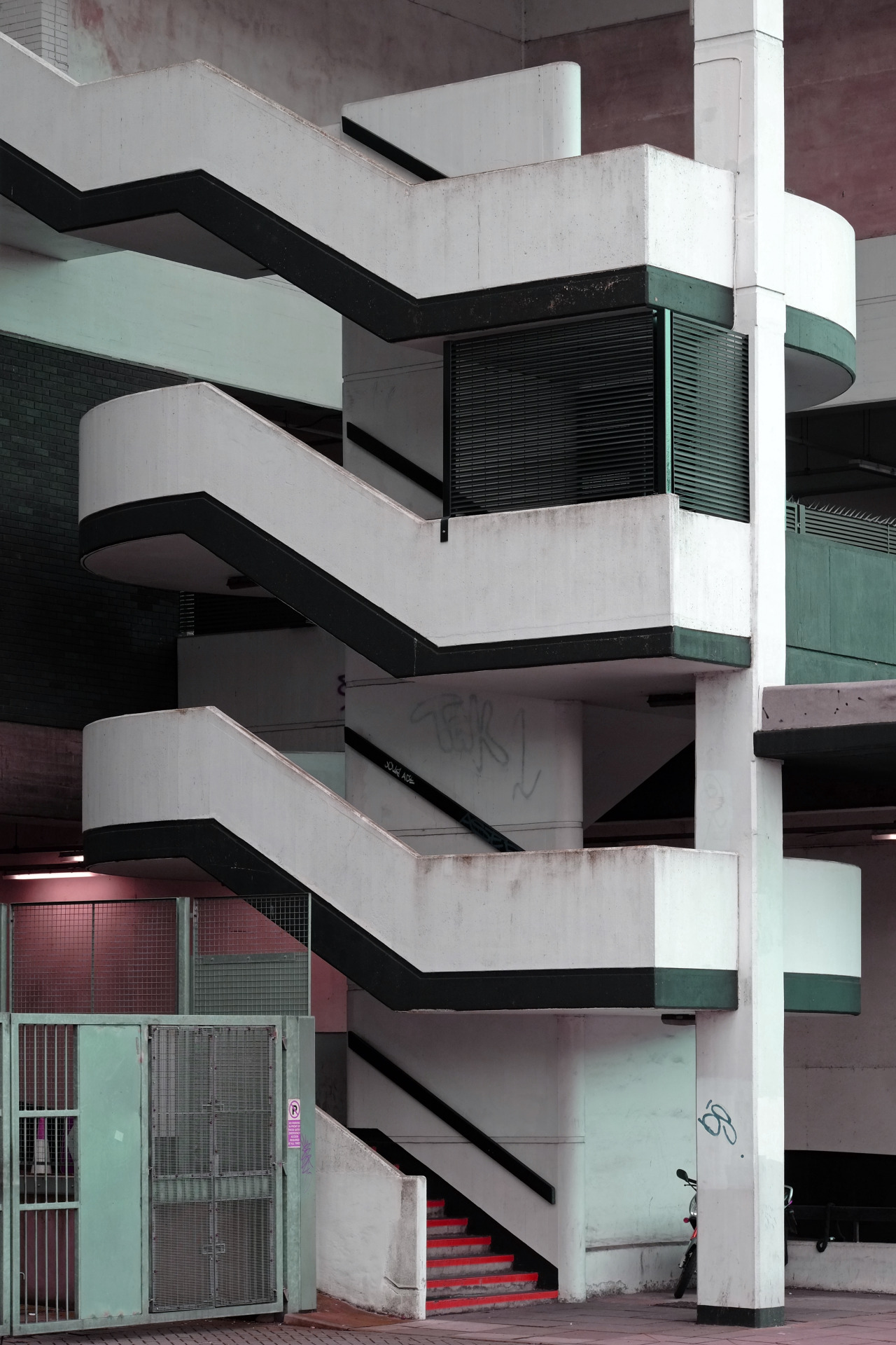 Archillect ID 393991