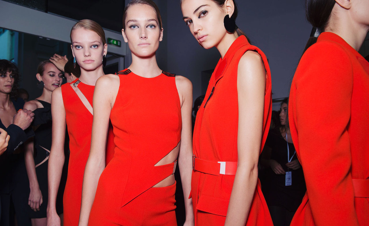 Archillect ID 394000