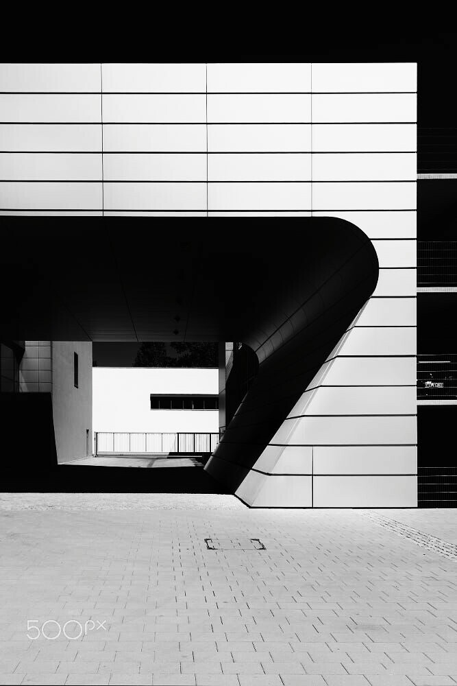 Archillect ID 394100