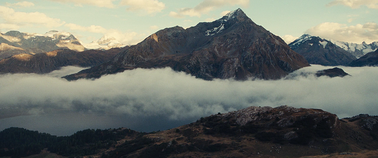 Archillect ID 394115