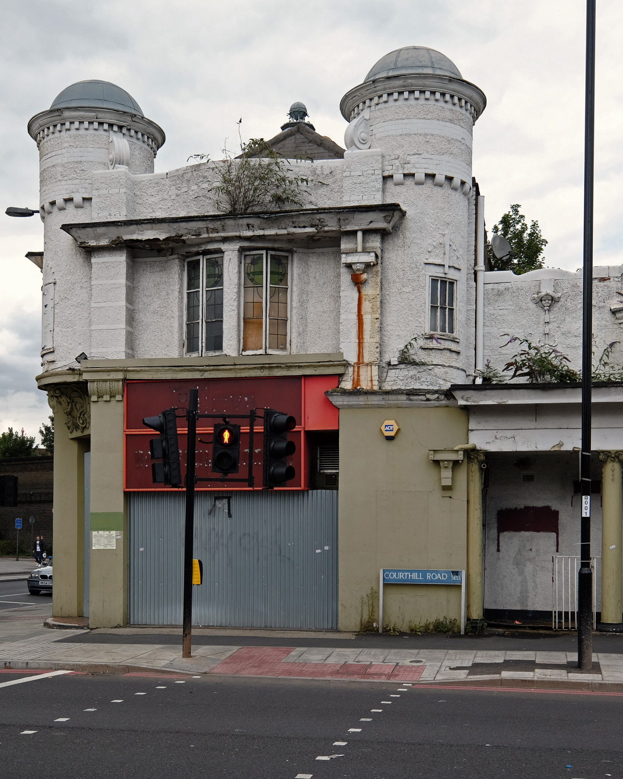 Archillect ID 394132