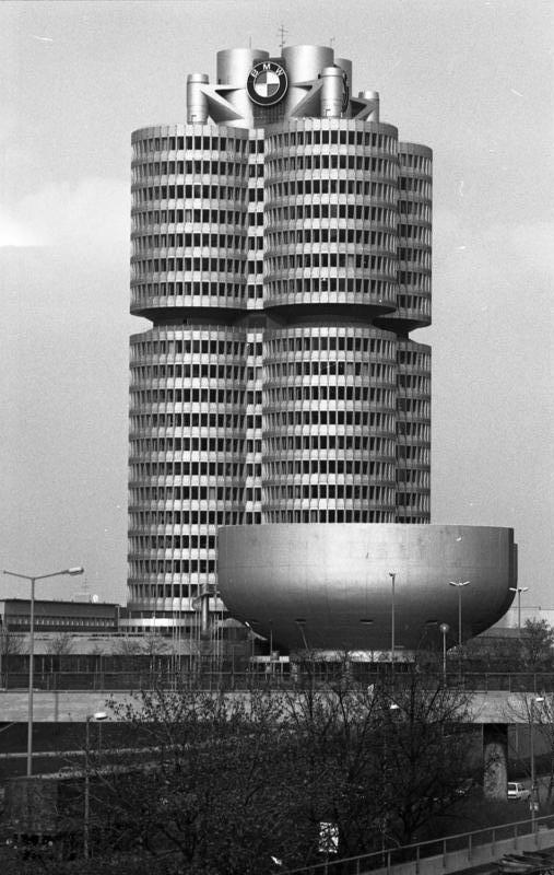 Archillect ID 394139