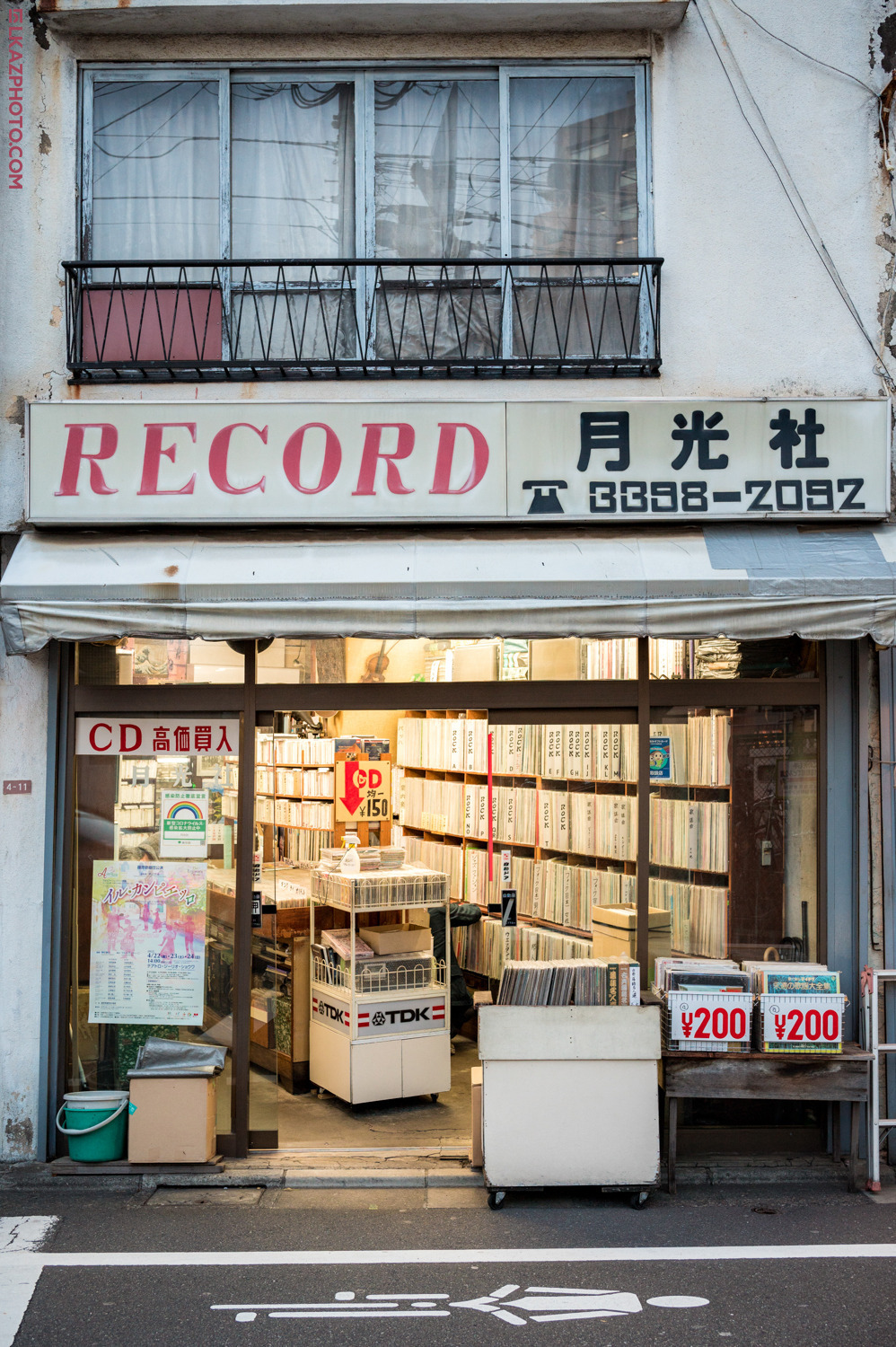 Archillect ID 394167