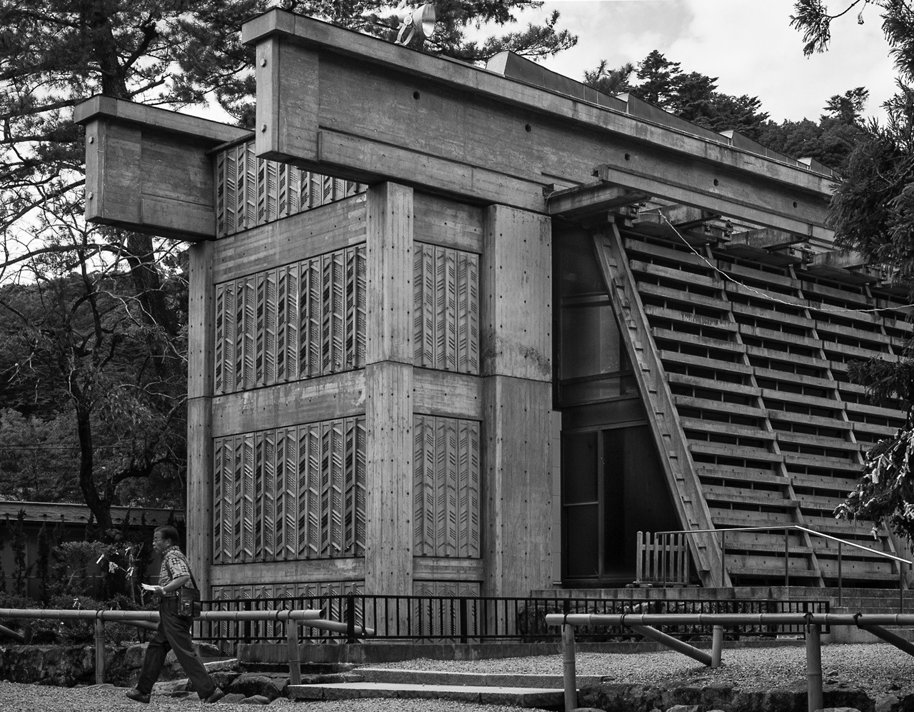 Archillect ID 394192