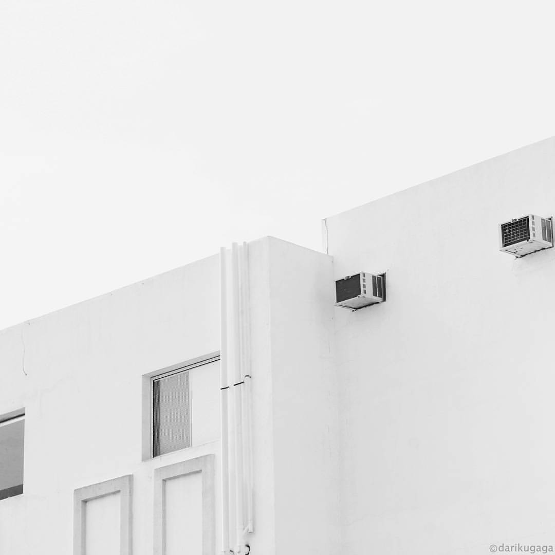 Archillect ID 394259