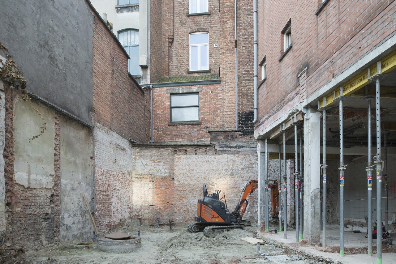 Archillect ID 394295