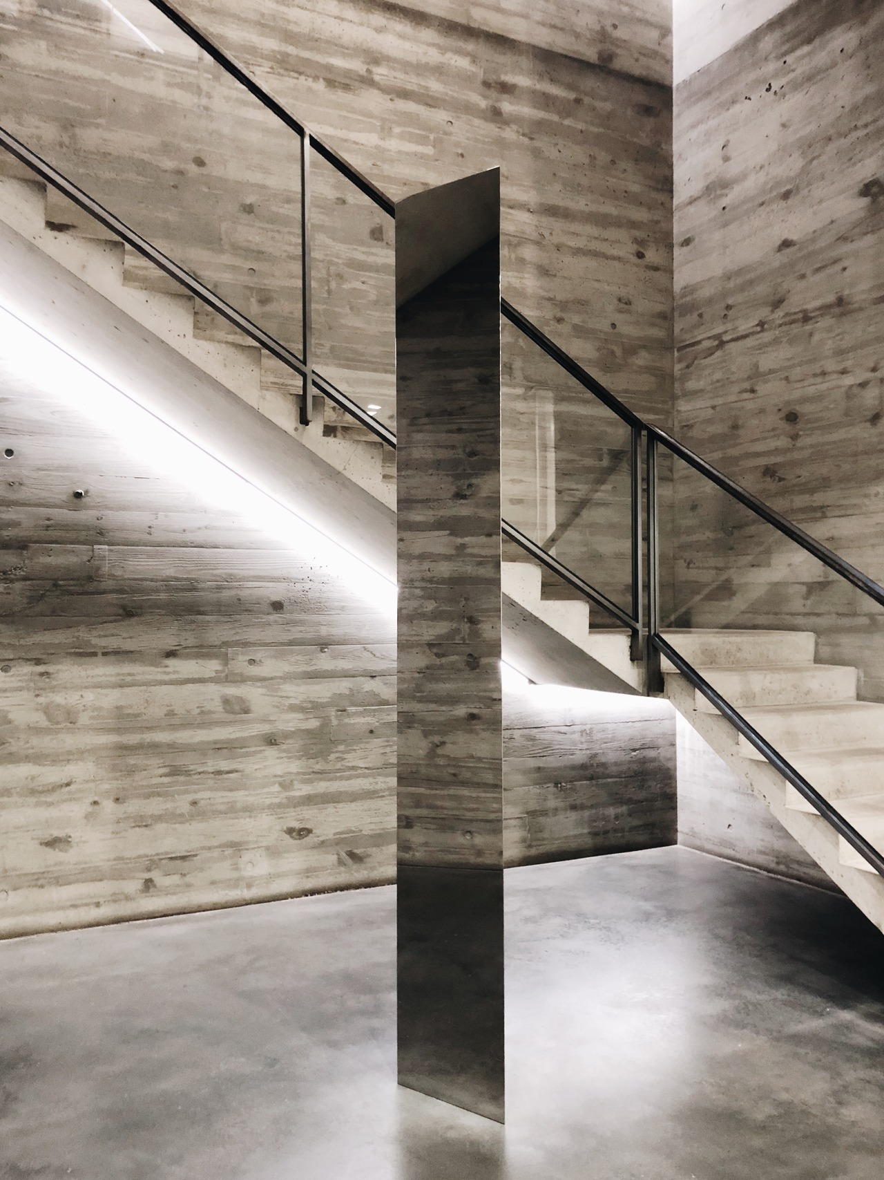 Archillect ID 394712