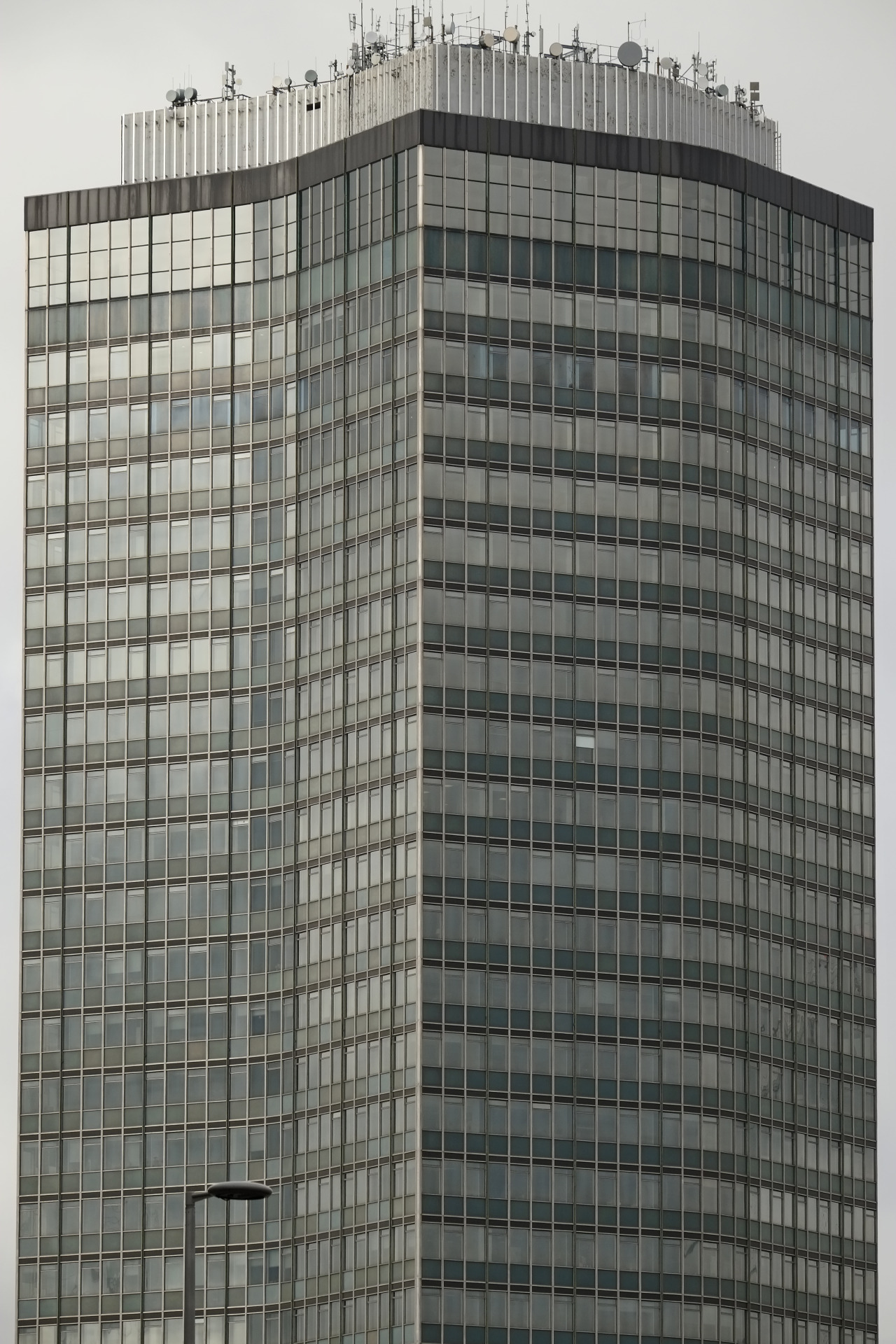 Archillect ID 394723