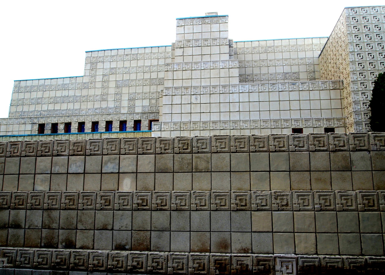 Archillect ID 394852