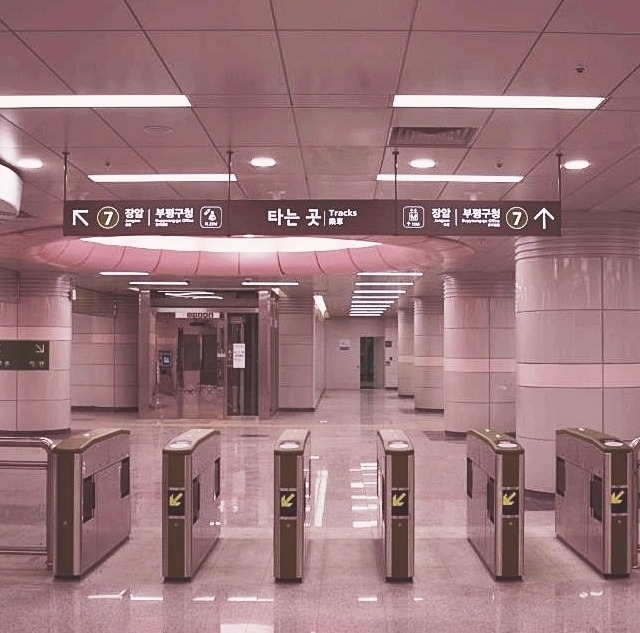 Archillect ID 395064