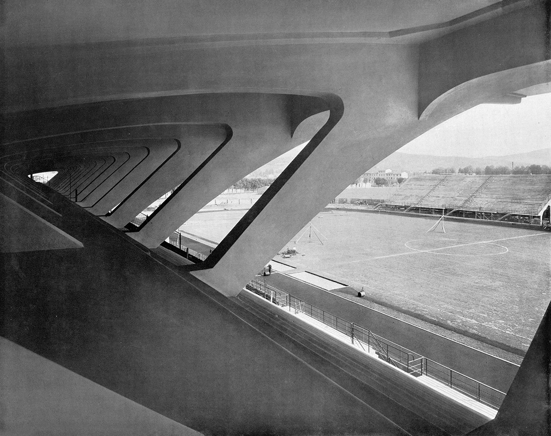 Archillect ID 395112