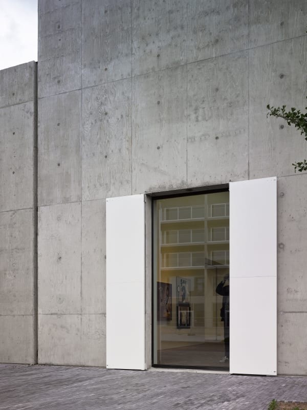 Archillect ID 395174