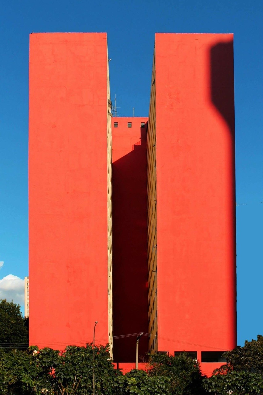 Archillect ID 395183