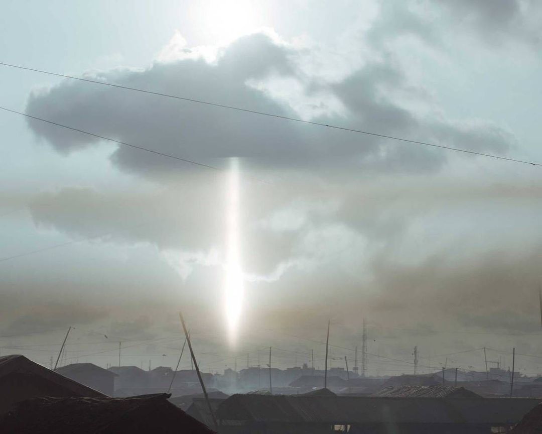 Archillect ID 395201